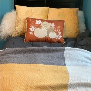 Fall pumpkin pillow